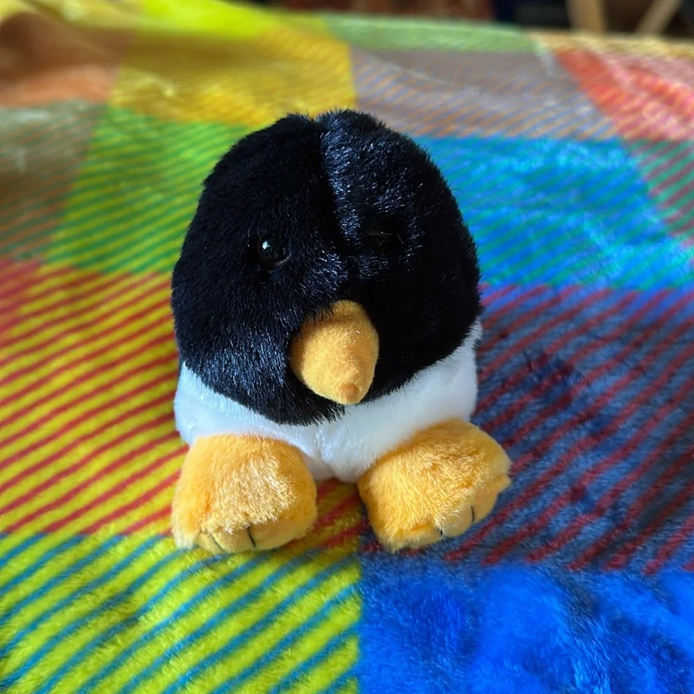 Vintage Swibco Puffkins Tux the Penguin